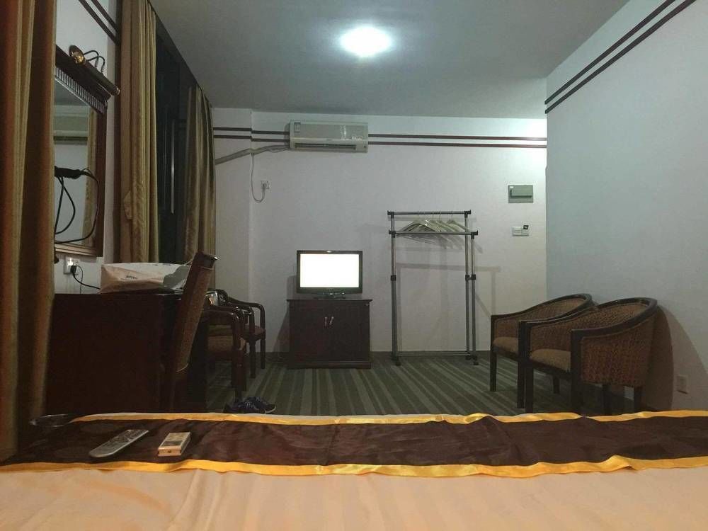 فندق شينزين سيفيل أفيياشن هوتل المظهر الخارجي الصورة